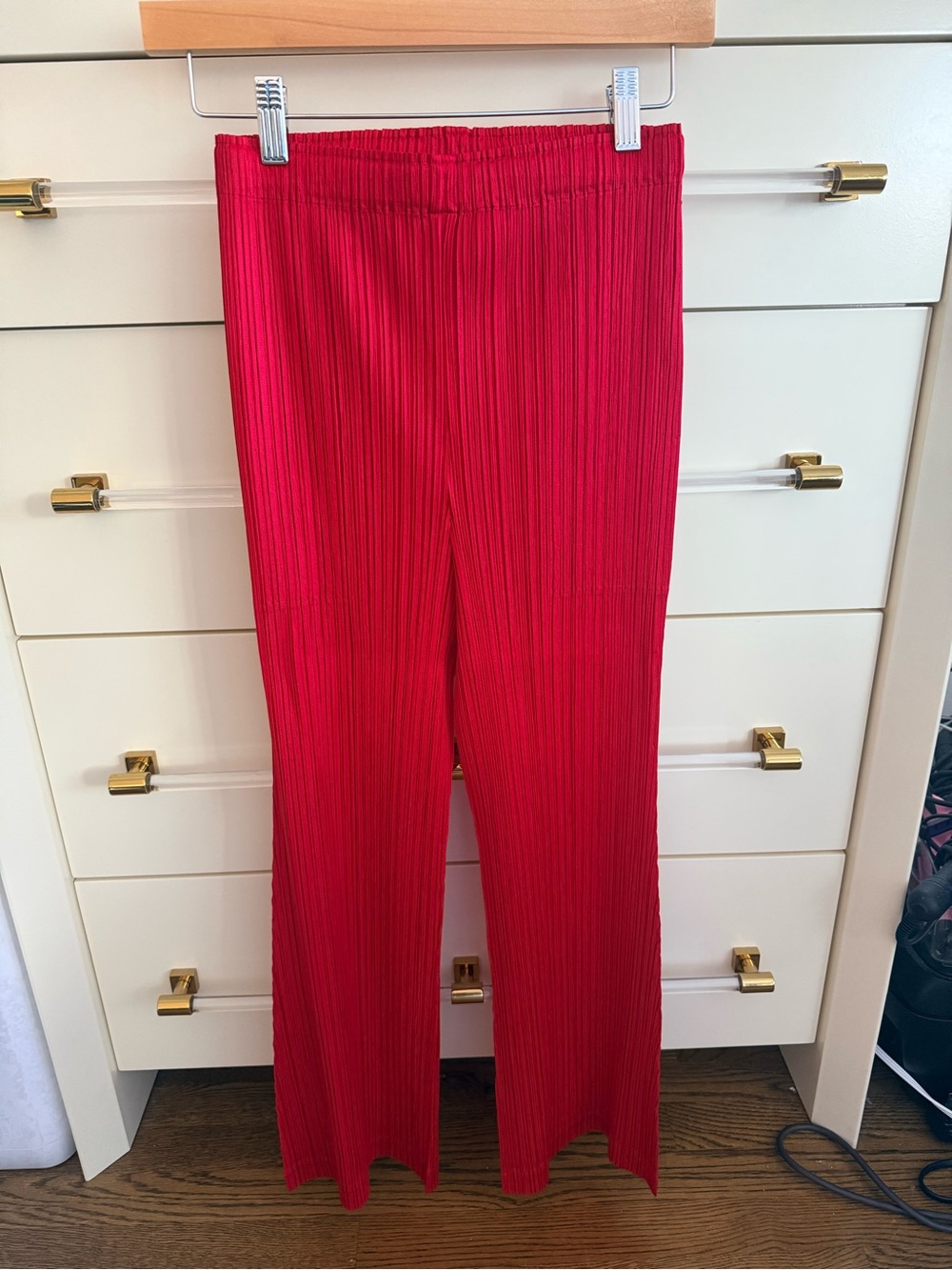 Issey Miyake Pleats Please red cropped pants size 3